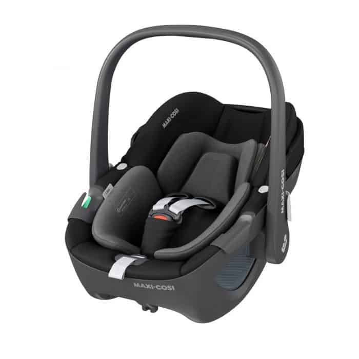 Maxi-Cosi Pebble 360 Group 0+ Infant Carseat- Essential Black